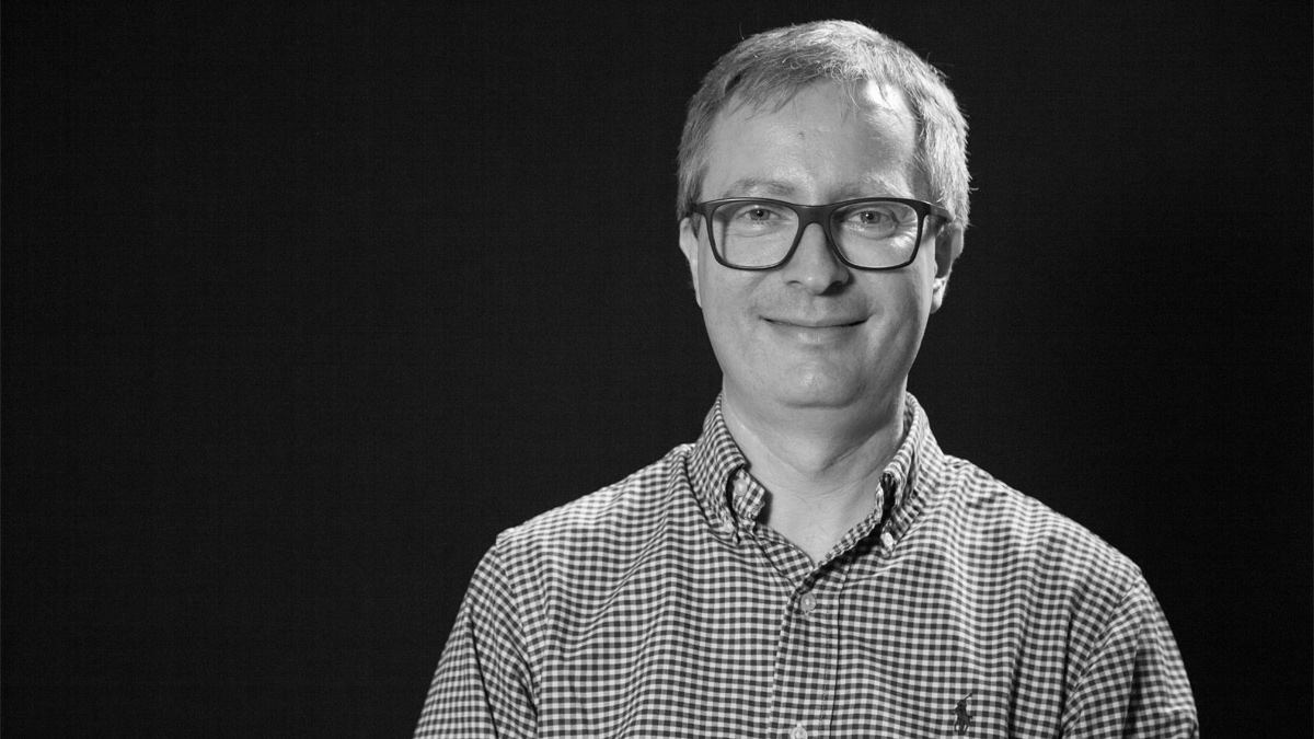 Portrait of Jon Gibbins