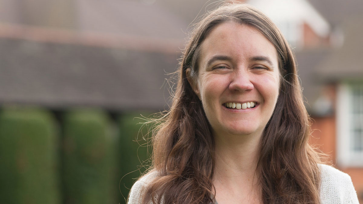Dr Catherine Foley