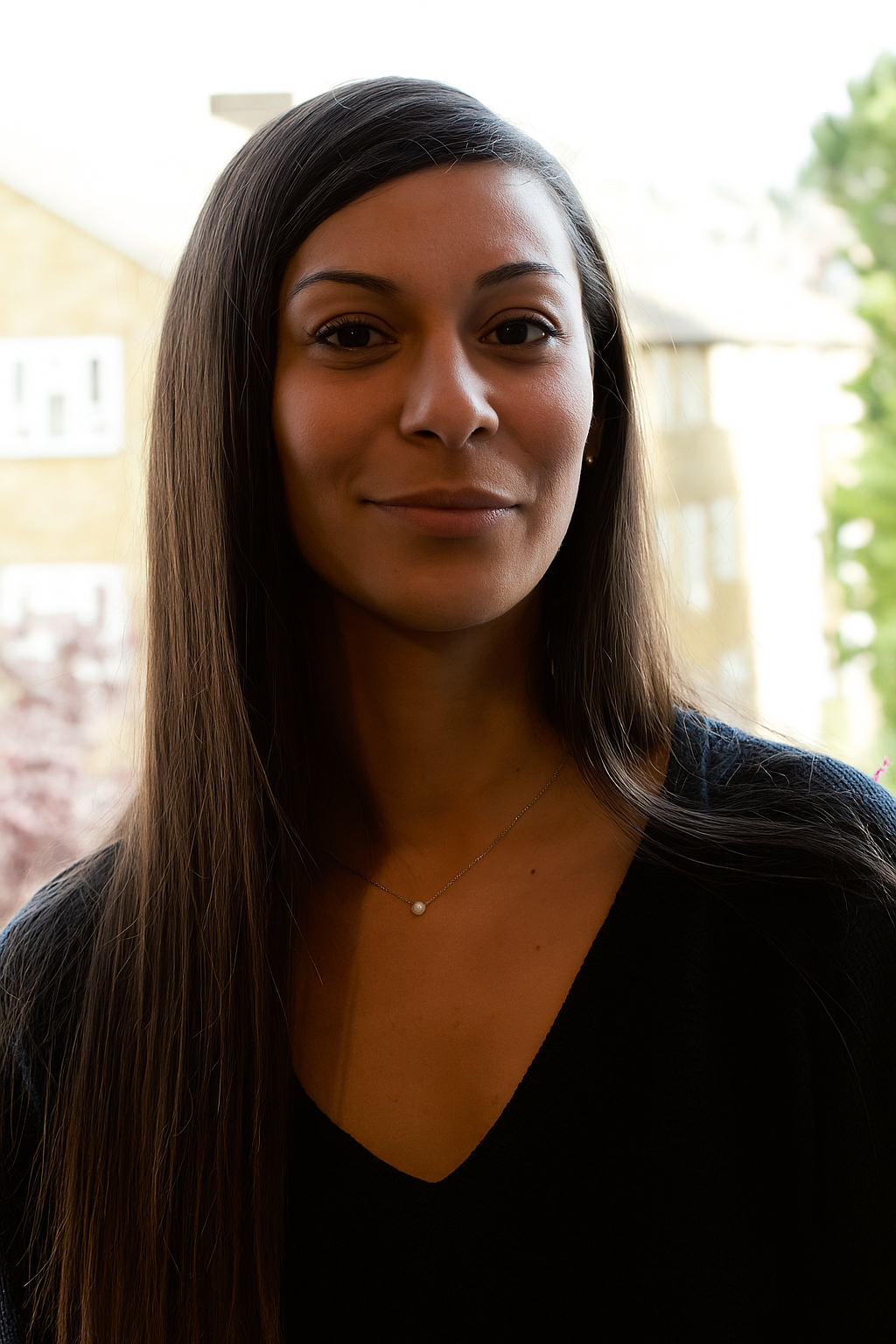 Dr Carmen Silvestri
