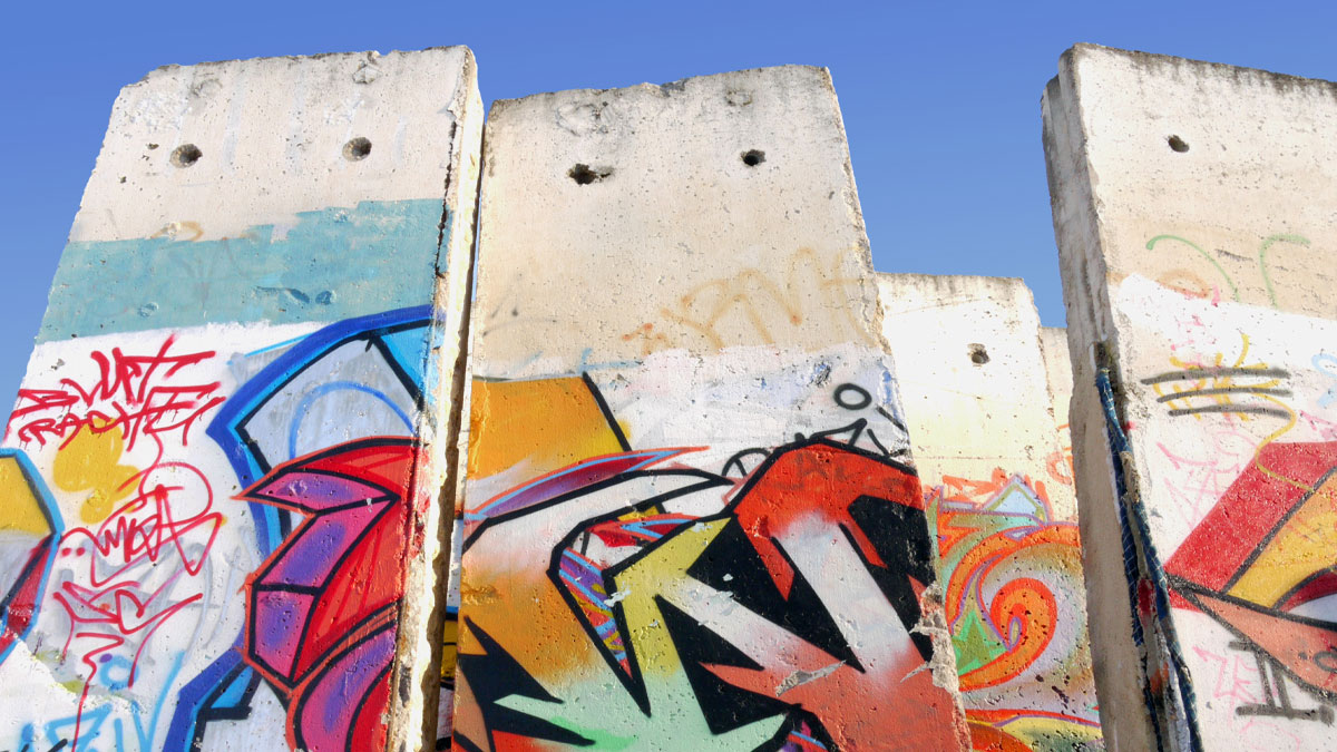 Graffiti on berlin wall