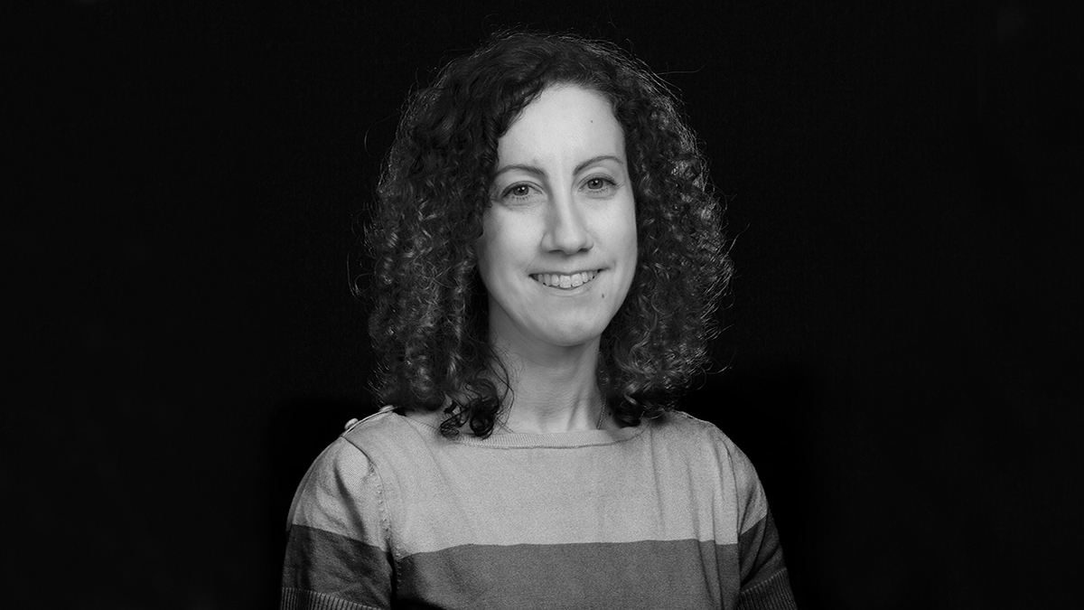 dr rachel warner portrait